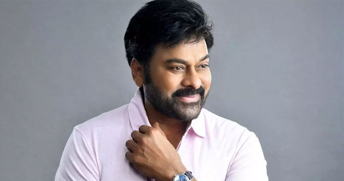 పవర్ స్టార్ అభిమానిగా మెగాస్టార్? 1 Chiranjeevi as pawan kalyan