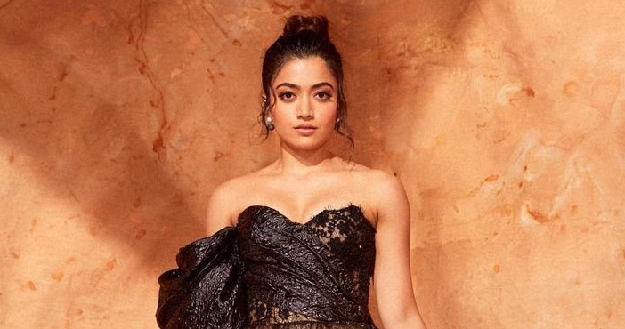 Rashmika called a lady bodybuilder for her look at Zee Awards