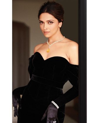 Deepika Padukone Looks Stunning In Black 3