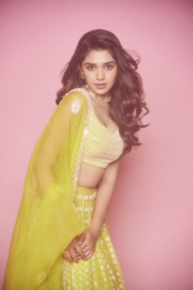 KrithiShetty Looking gorgeous In Yellow 1