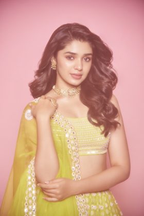 KrithiShetty Looking gorgeous In Yellow 4