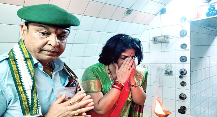 Naresh and Pavitra Lokesh's popularity keeps growing for no reason 1 Naresh and Pavitra Lokesh's popularity keeps growing for no reason