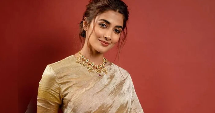Pooja Hegde scores a fifth flop in her career