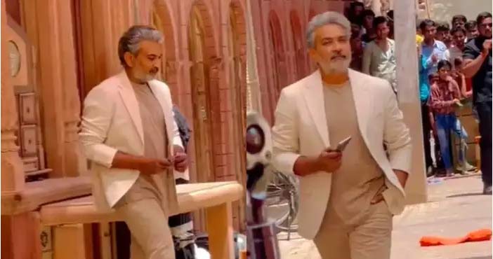 యాక్టర్గా మారిన జక్కన్న 1 Rajamouli turned actor