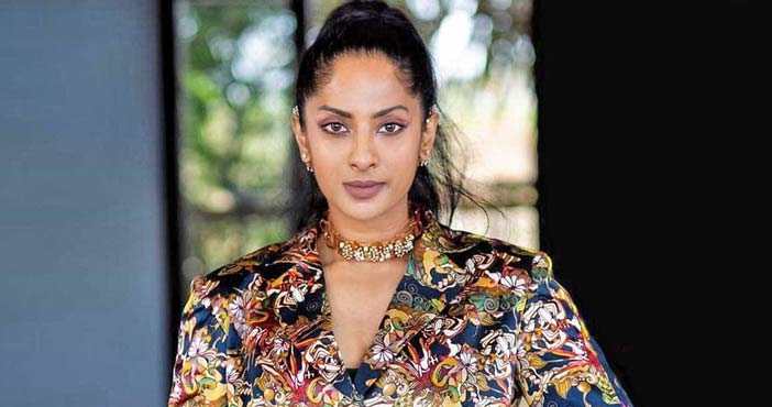 'సలార్' కేజీఎఫ్కు మించి ఉంటుంది: శ్రియా రెడ్డి 1 sriya reddy comments on