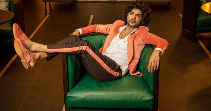 టిల్లు స్కైర్: ఆకట్టుకుంటున్న'టిక్కెట్టే కొనకుండా.." సాంగ్ 1 Ticket Eh Konakunda Lyrical