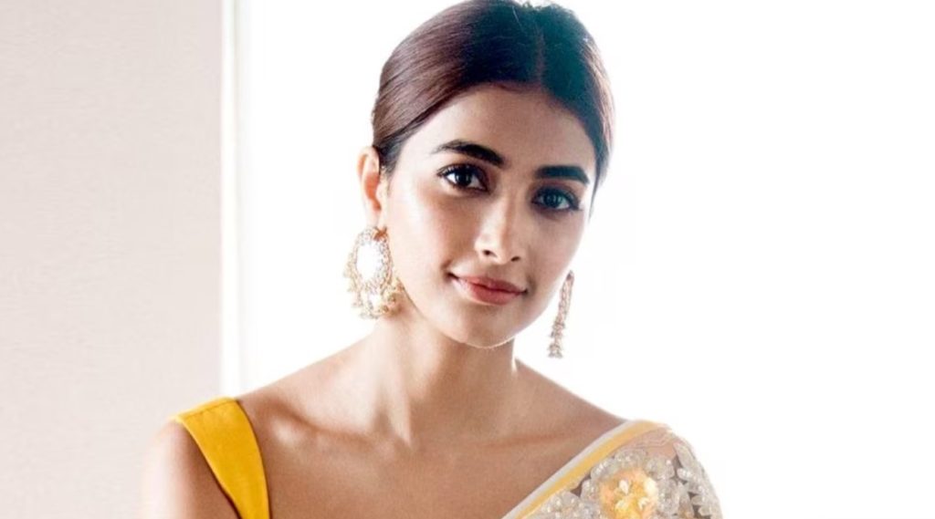 Buzz - This is why Pooja Hedge walked out of Guntur Kaaram and Ustaad Bhagat Singh 1 Buzz This is why Pooja Hedge walked out of Guntur Kaaram and Ustaad Bhagat Singh