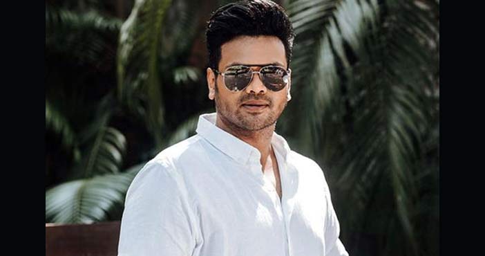 manchu manoj as host
