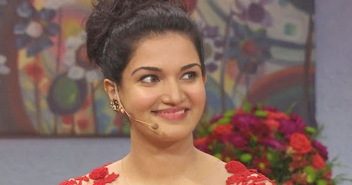 Honey Rose bags the chance to be part of another Tollywood biggie