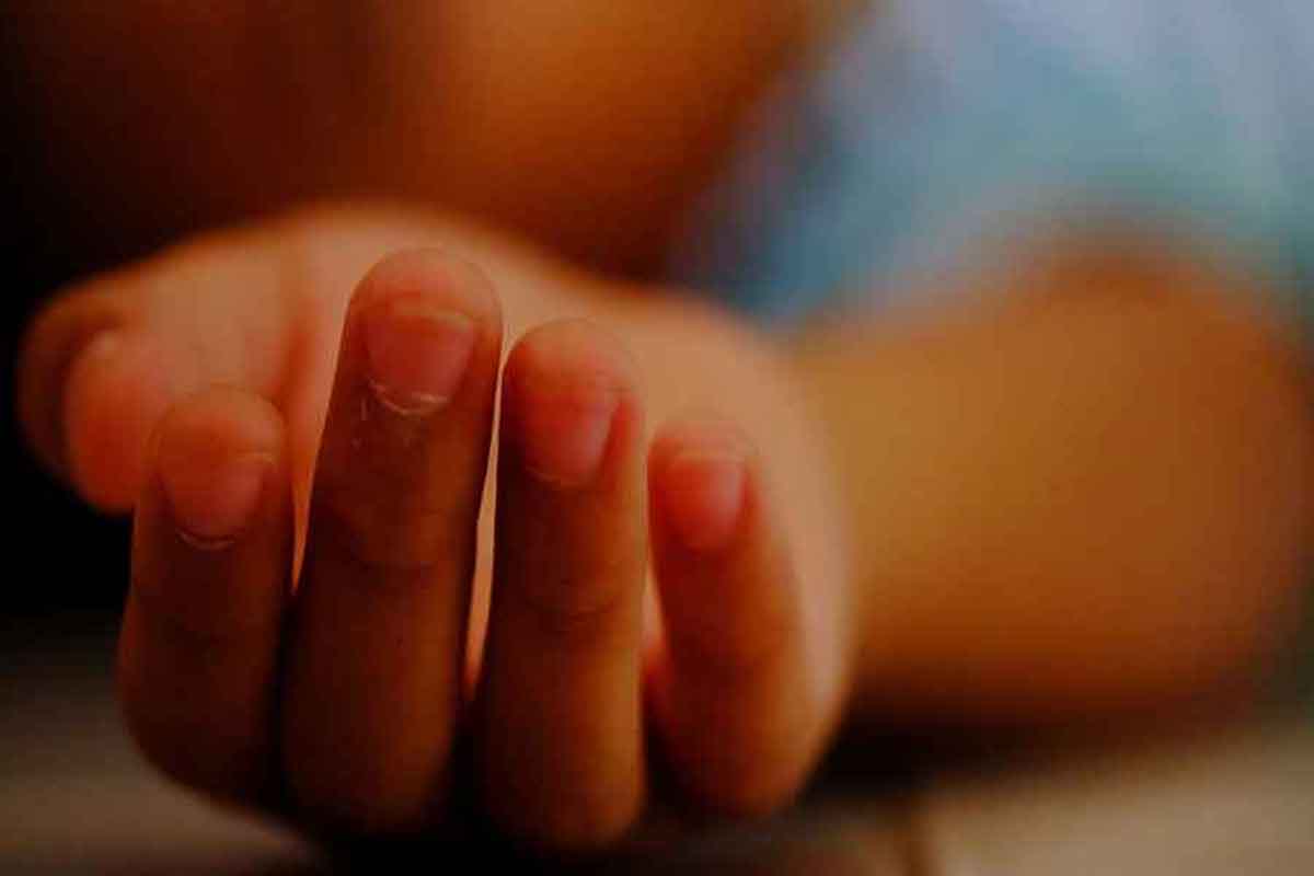 షాక్లో బాలీవుడ్.. 19ఏళ్ల నటి మృతి! 1 bollywood child artist