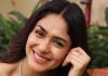 Why is Mrunal Thakur replaced by THIS heroine? mrunal thakur new pic